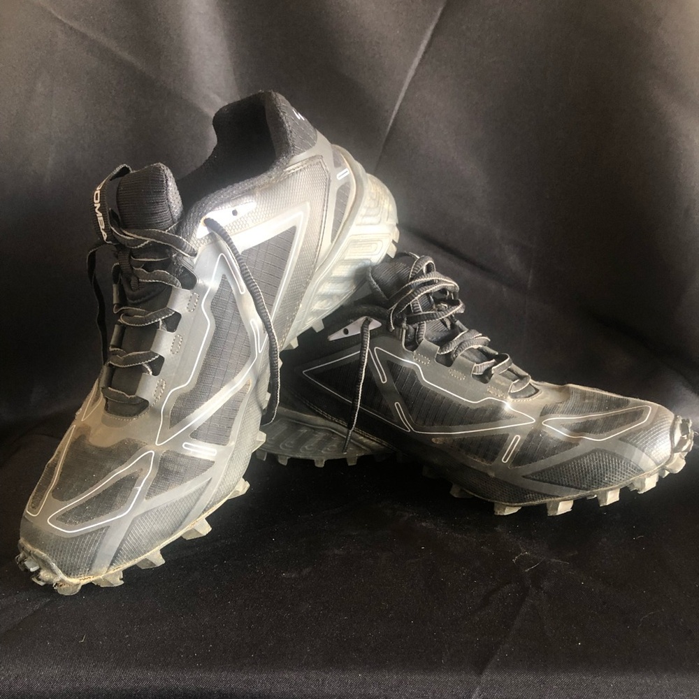 Boombah Trail shoes Low-top size 9 no box